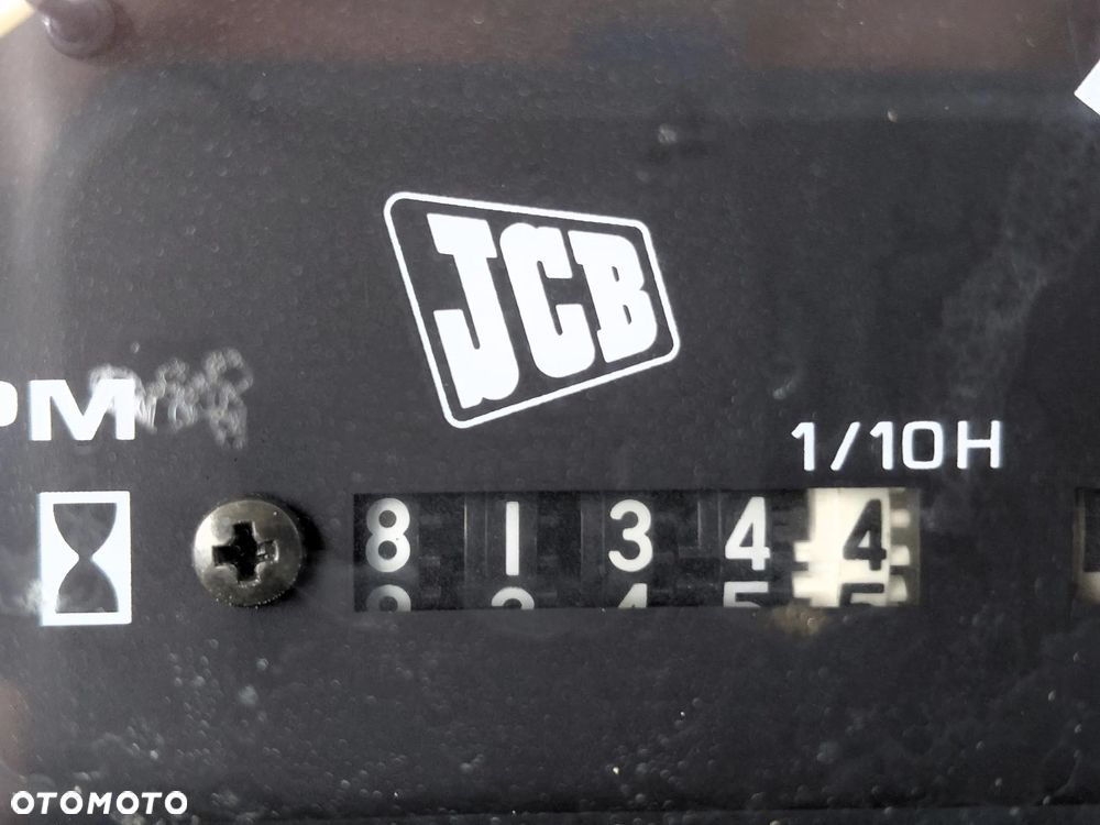 JCB 4 CX - 38