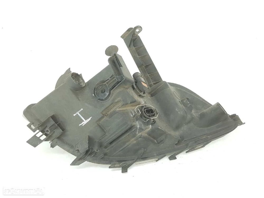 FAROL NEVOEIRO ESQUERDO OPEL ASTRA J 2011 -13293618 - 2