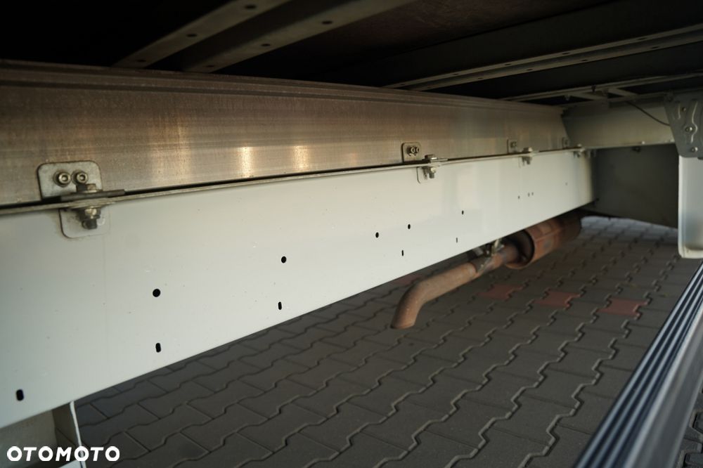 Renault MASTER / KONTENER - 4,5  M / WINDA DHOLLANDIA - 750 kg / SPROWADZONY - 18