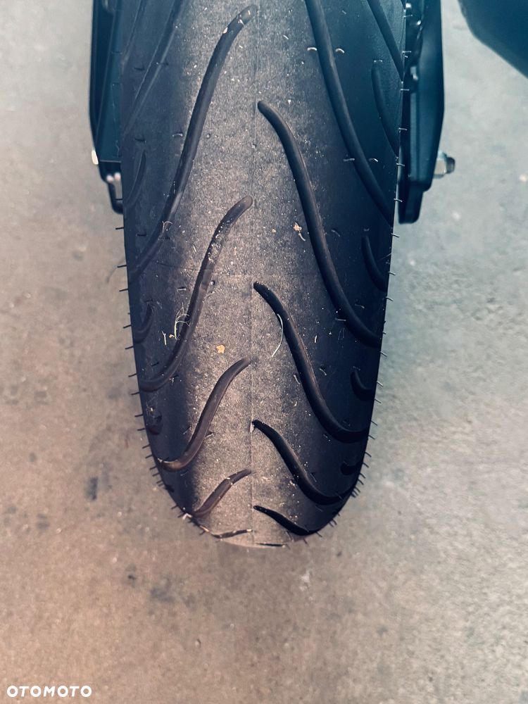 Yamaha MT - 12