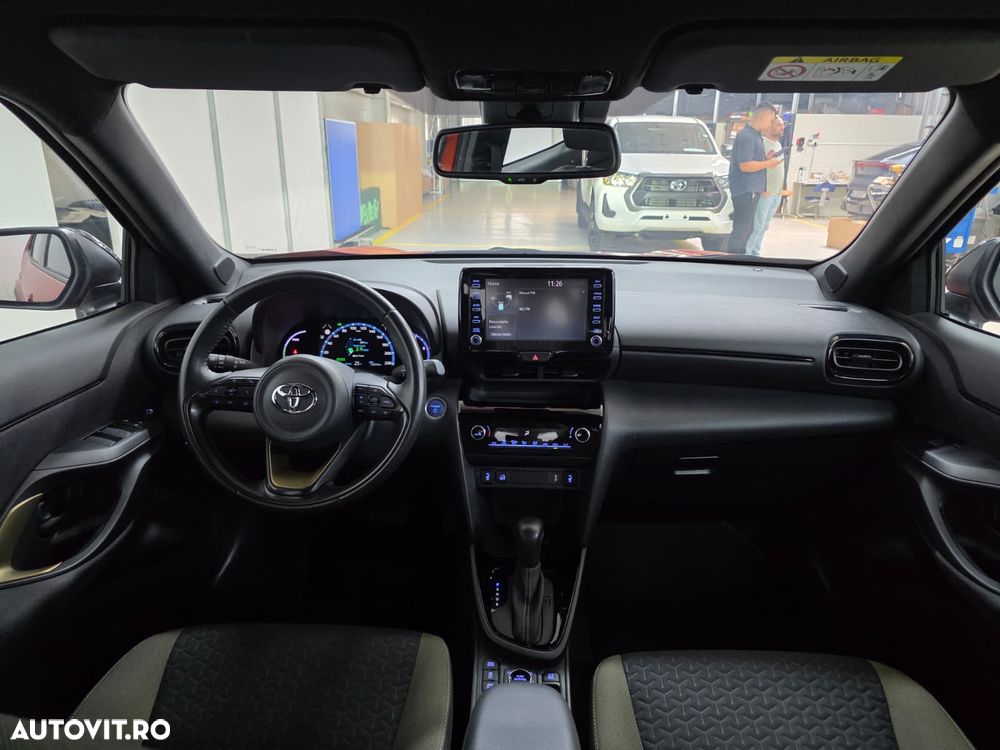 TOYOTA Yaris Cross 2023 — imagine 9