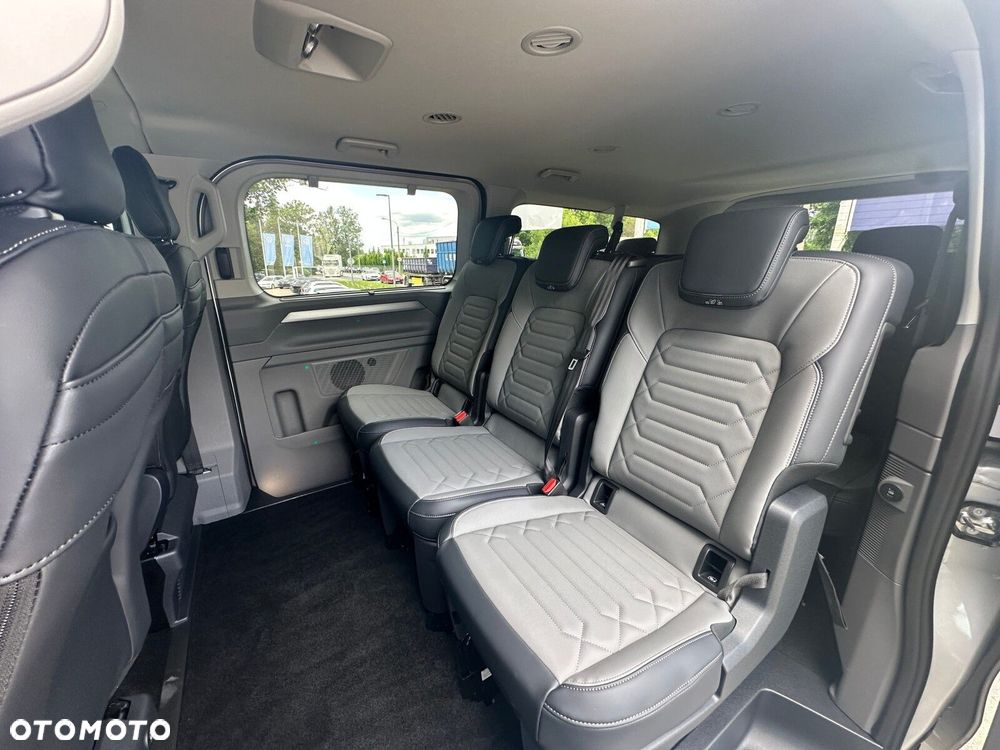 Volkswagen Nowa Caravelle Caravelle Style silnik: 2,0 l TDI 170 KM / skrzynia biegów: 8-biegowa automatyczna rozstaw osi: 3500 mm - 28