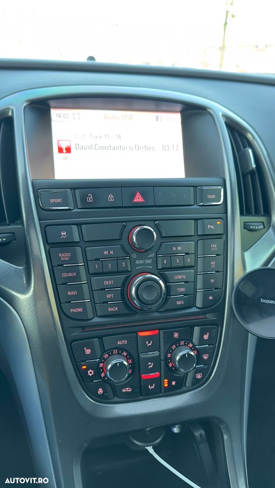 Opel Astra 2.0 CDTI Exklusiv - 11