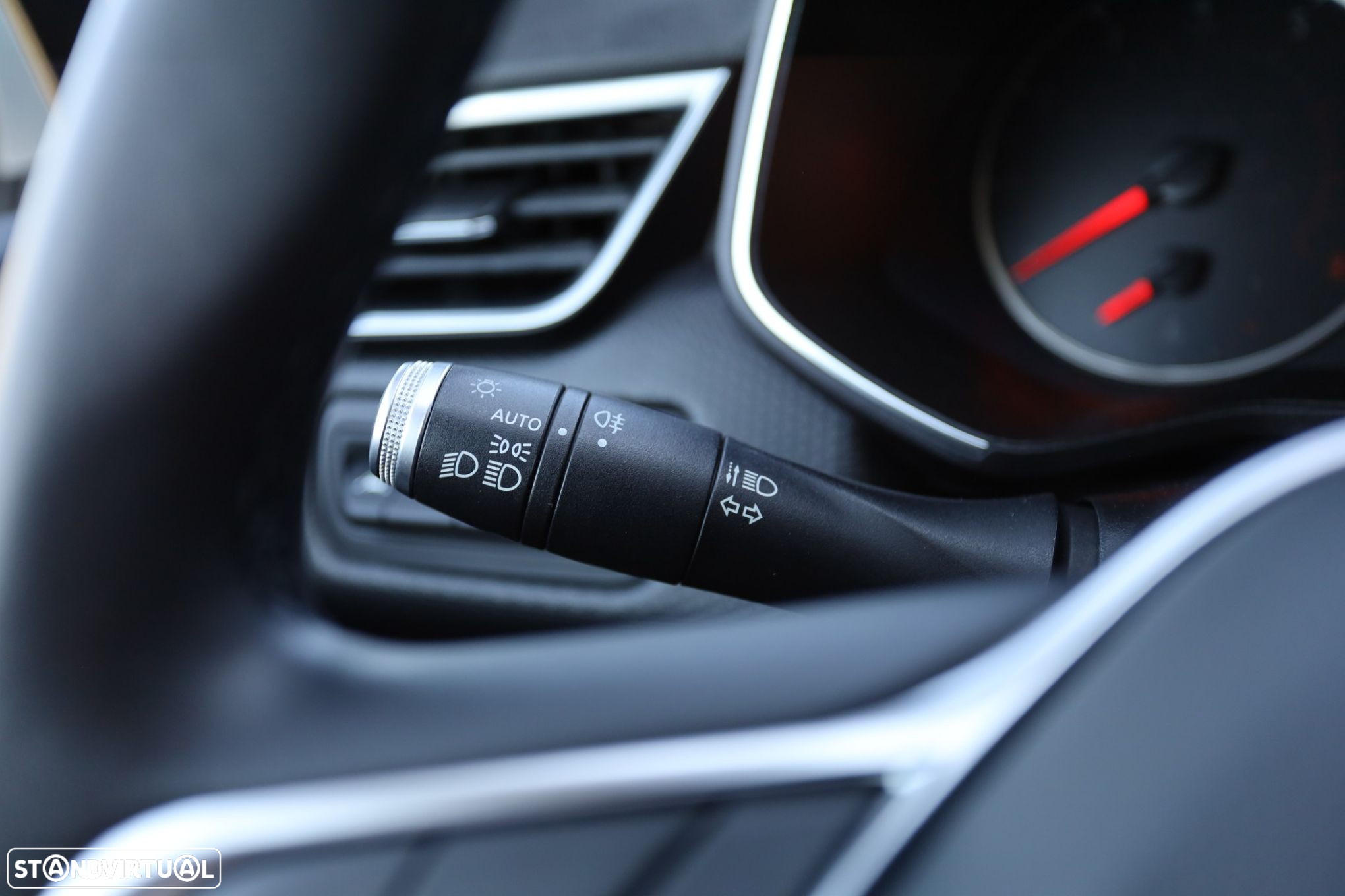 Renault Clio - 13