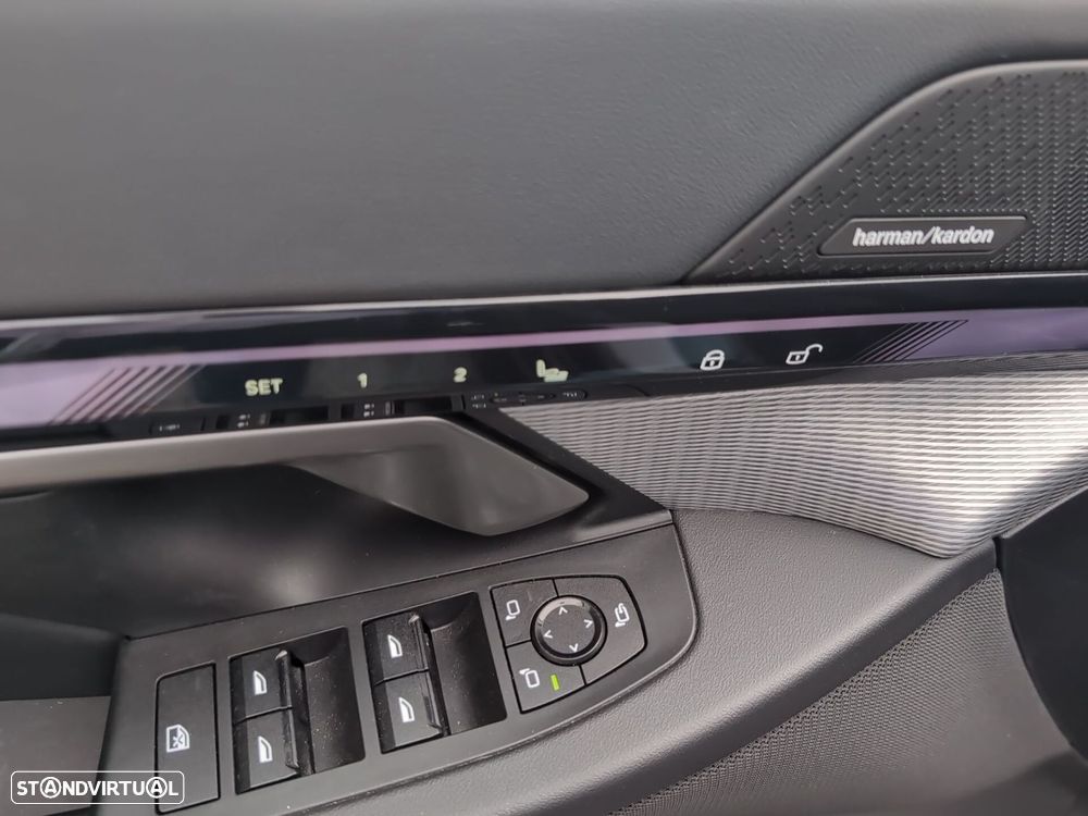 BMW i5 eDrive40 Pack Desportivo M - 17