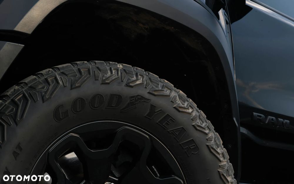 RAM 1500 TRX - 24