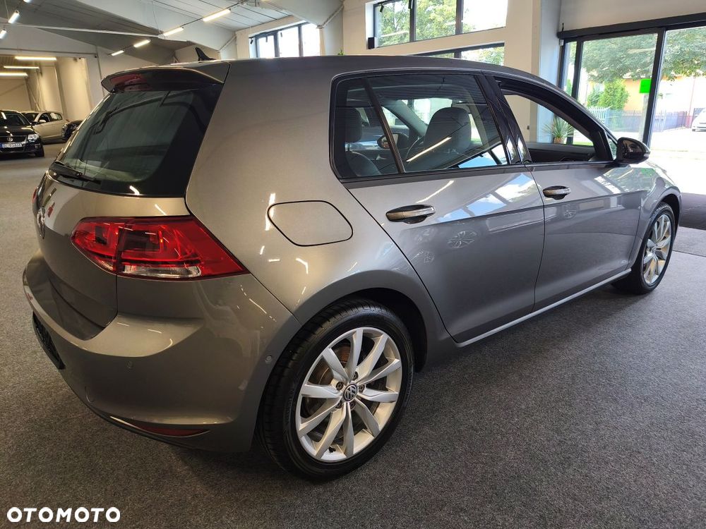 Volkswagen Golf 1.4 TSI BlueMotion Technology DSG Highline - 4