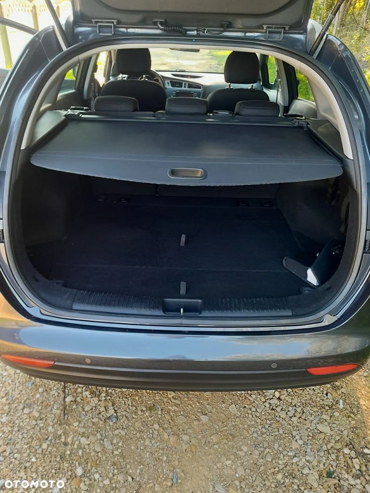 Kia Ceed 1.6 CRDi 128 Dream-Team Edition - 6