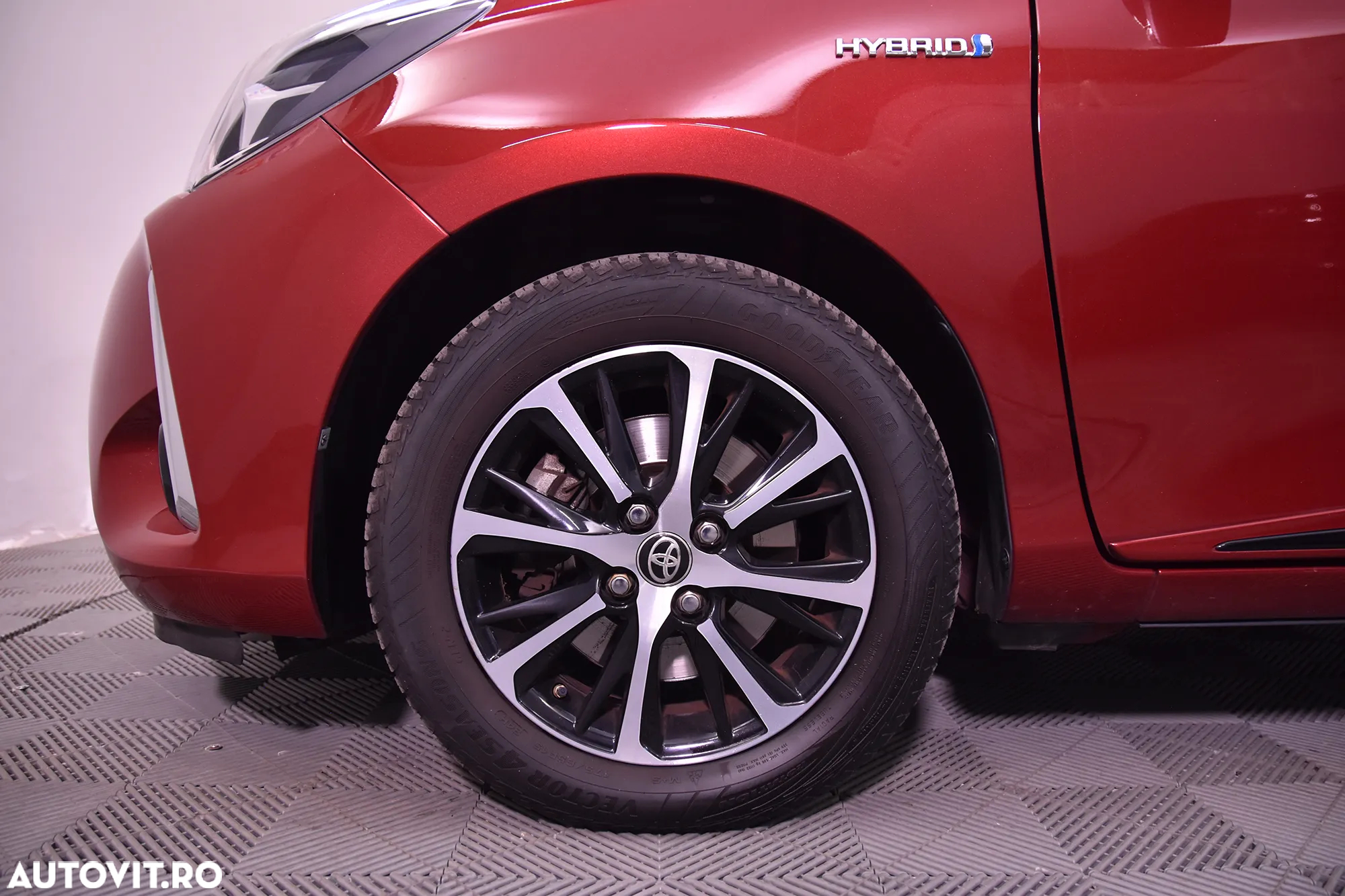 Toyota Yaris - 13