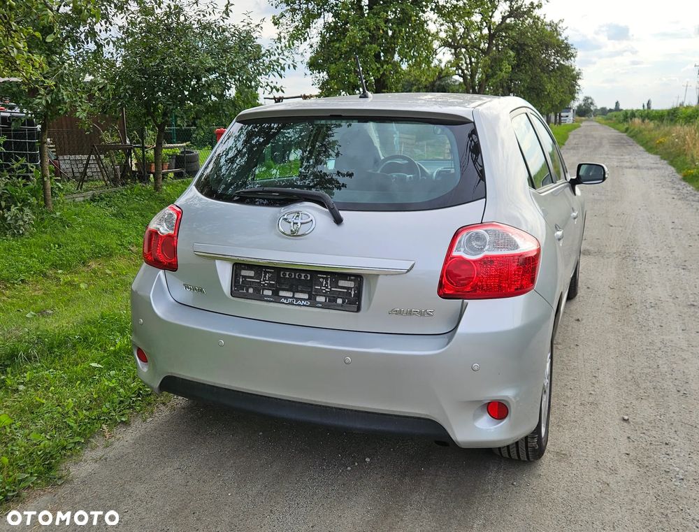 Toyota Auris 1.6 Edition - 11