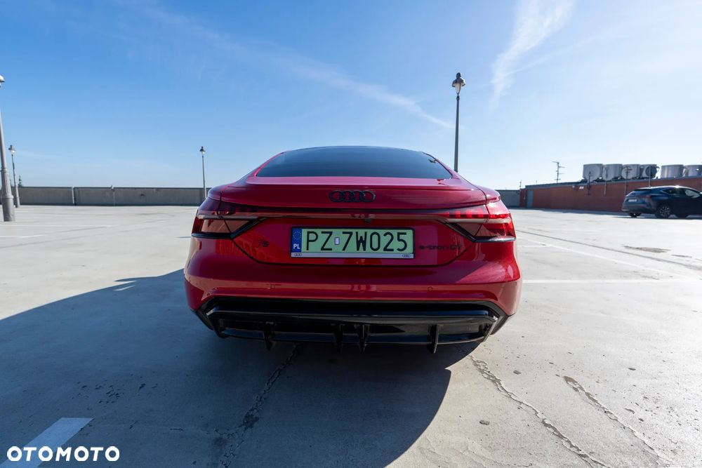 Audi e-tron GT - 10