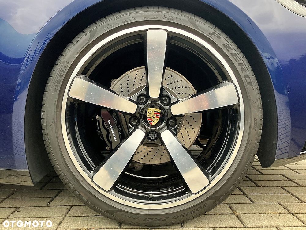 Porsche 911 - 12