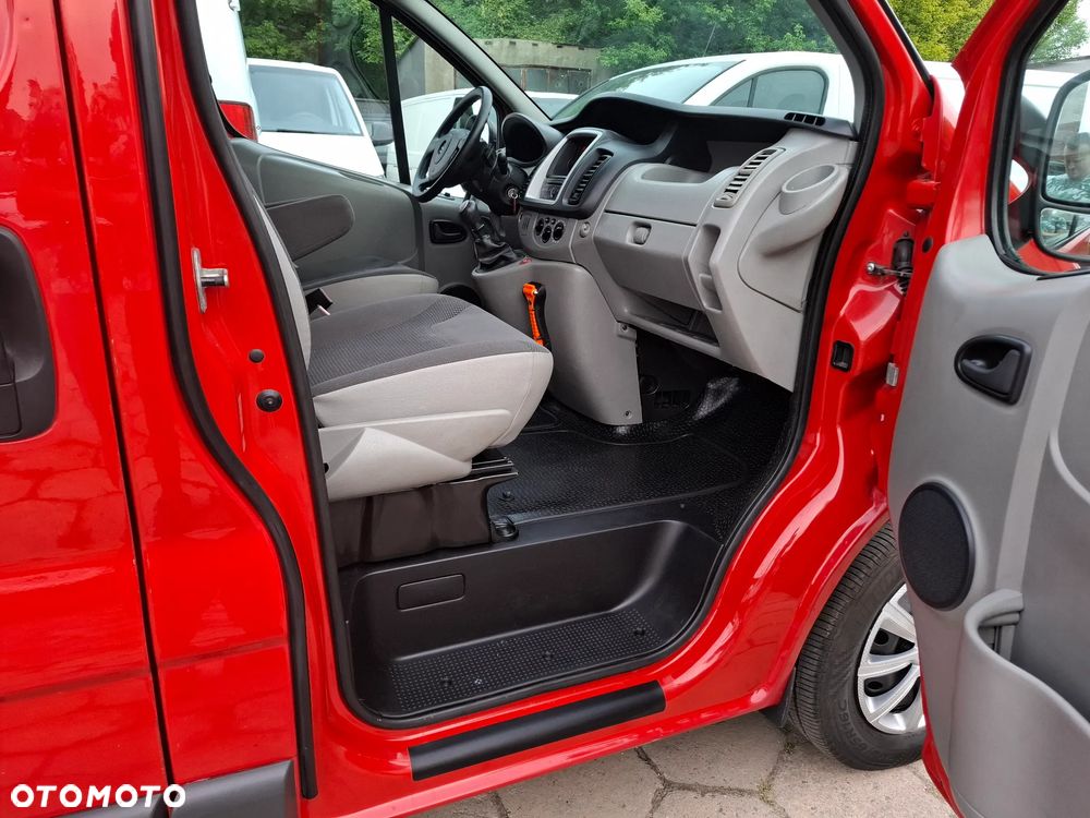 Opel Vivaro 2.0CDTI 115KM KLIMA - 16