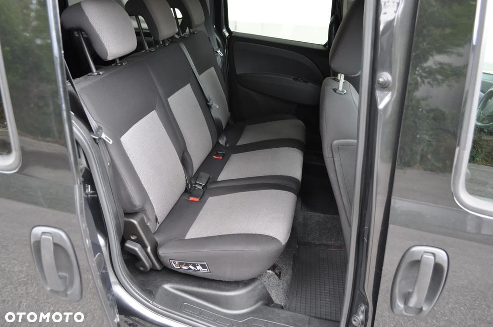 Fiat Doblo 1.4 T-Jet 16V Emotion - 16