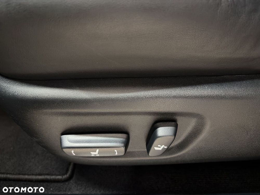 Lexus NX 300h Comfort AWD - 18