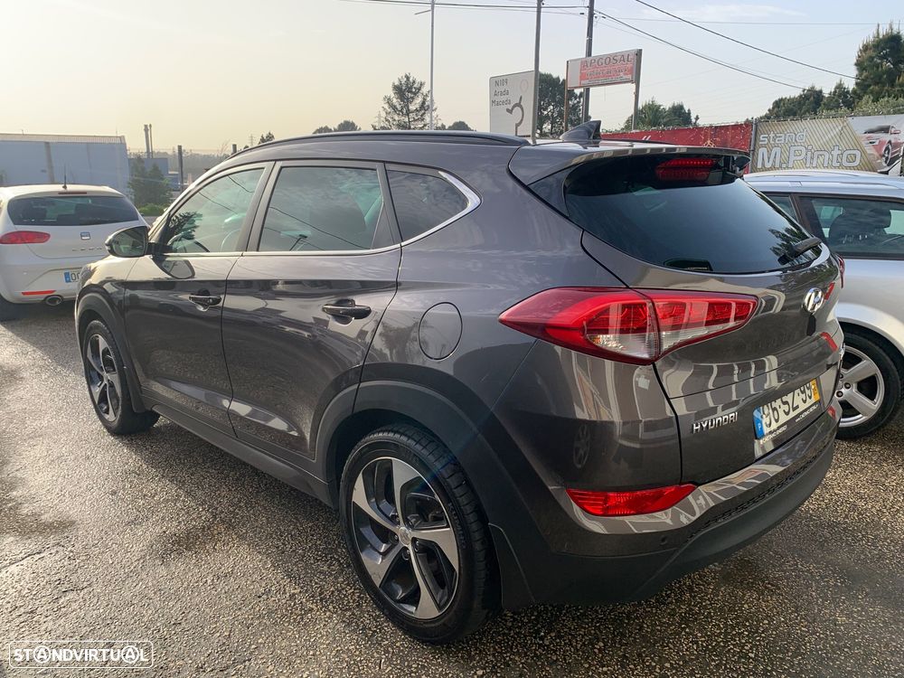 Hyundai Tucson 1.7 CRDi Premium DCT - 12