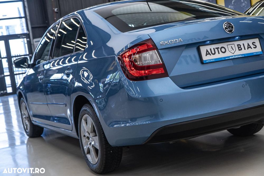 Skoda RAPID 1.0 TSI Style - 32