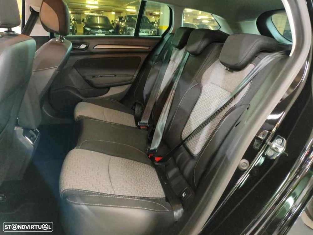 Renault Mégane Sport Tourer 1.3 TCe Limited - 6