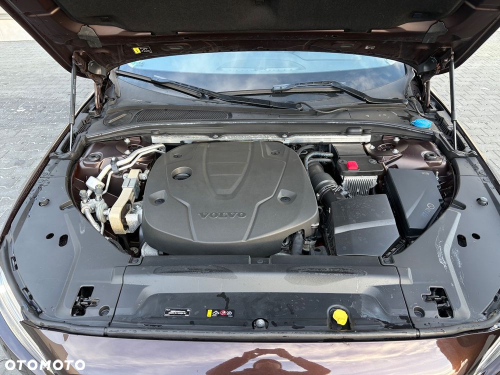 Volvo S90 D4 Geartronic Momentum Pro - 27