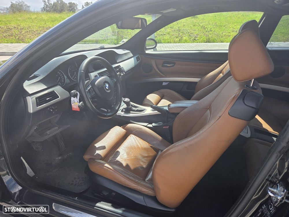 BMW 320 d Coupe - 8