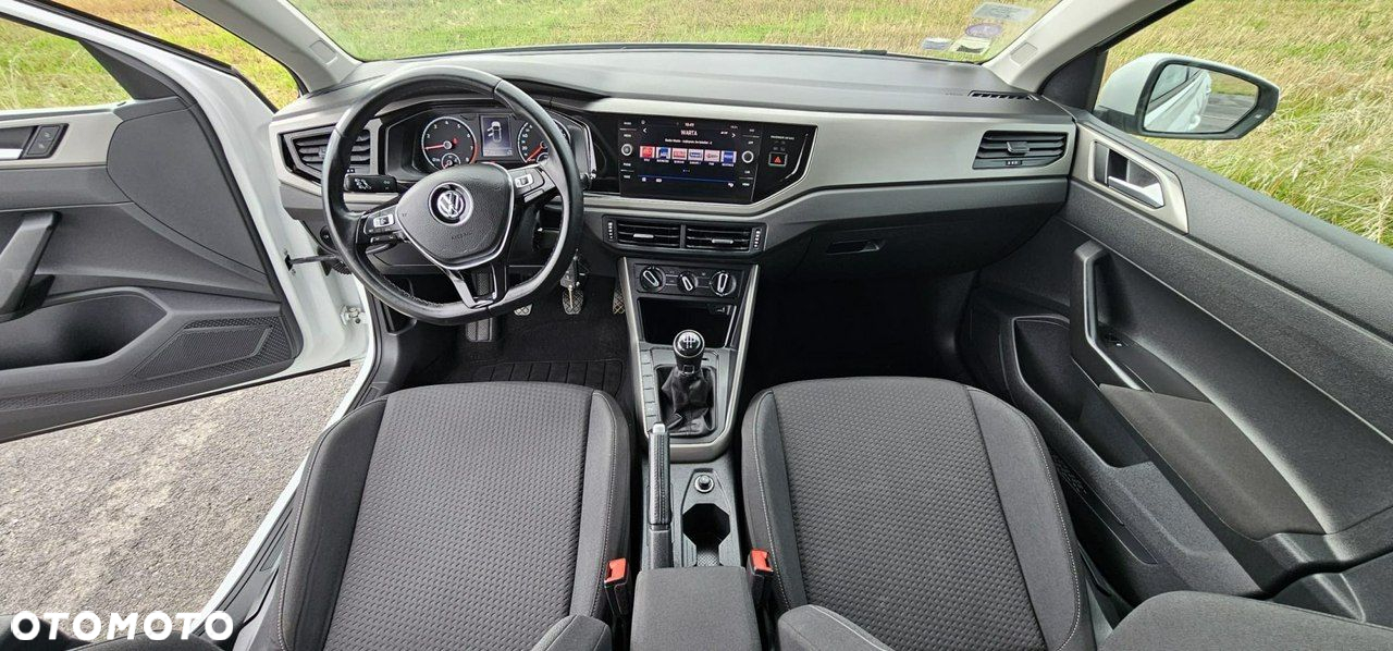 Volkswagen Polo - 16