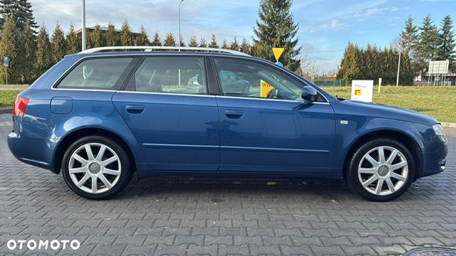 Audi A4 Avant 2.0 TDI - 16
