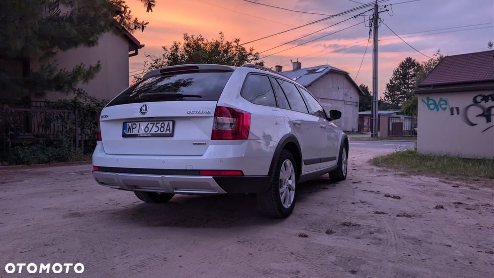 Skoda Octavia Scout 2.0 TDI 4x4 - 9