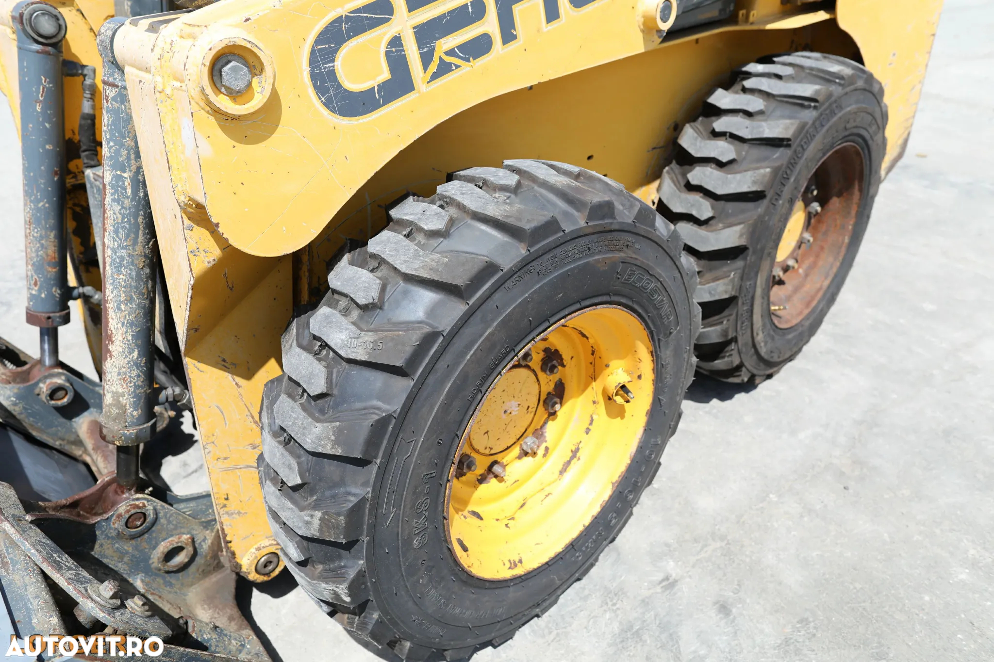 Gehl 4240 - 7