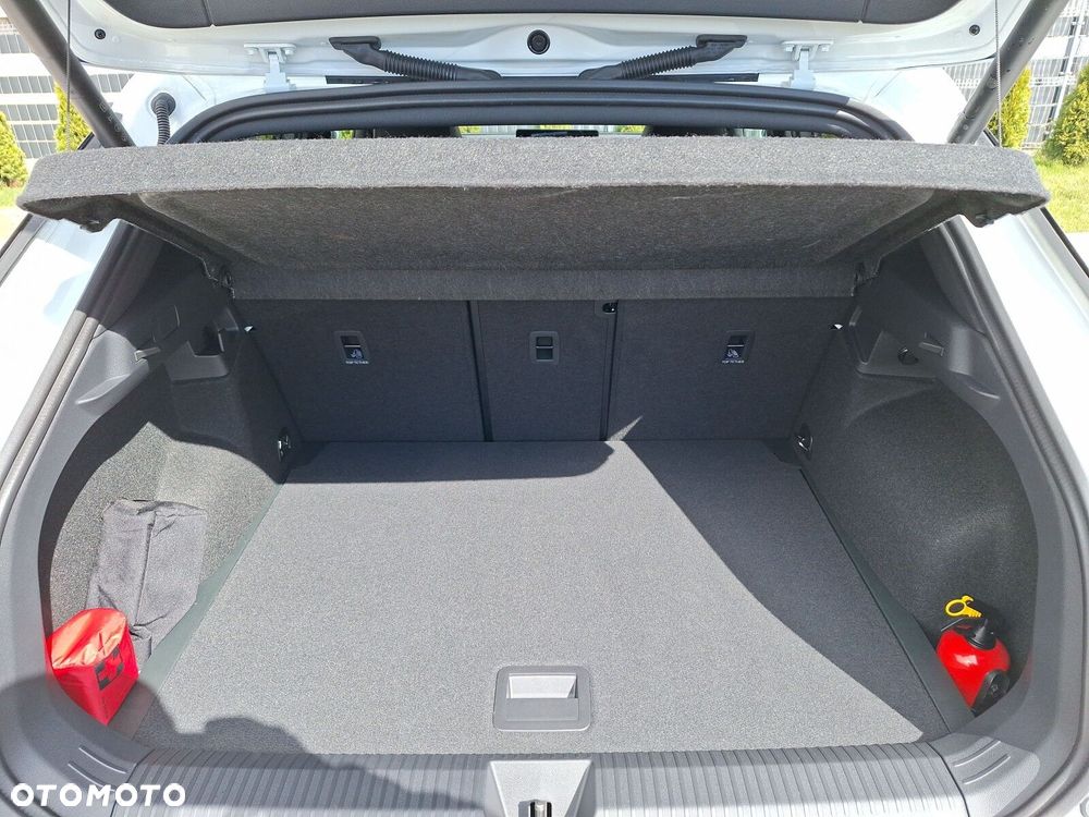 Volkswagen T-Roc - 17