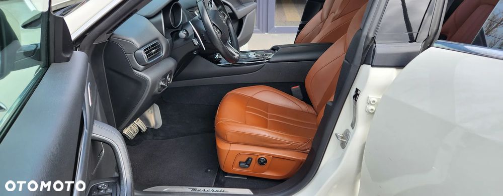 Maserati Levante Diesel Granlusso - 22