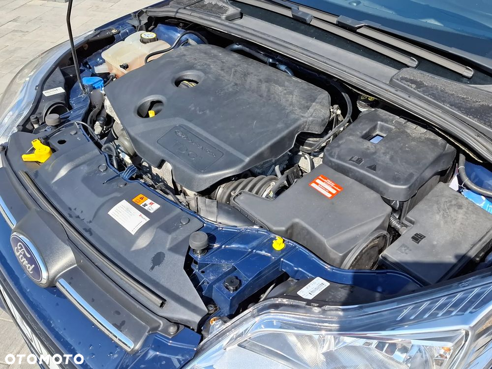 Ford Focus 1.6 TDCi DPF Start-Stopp-System SYNC Edition - 16