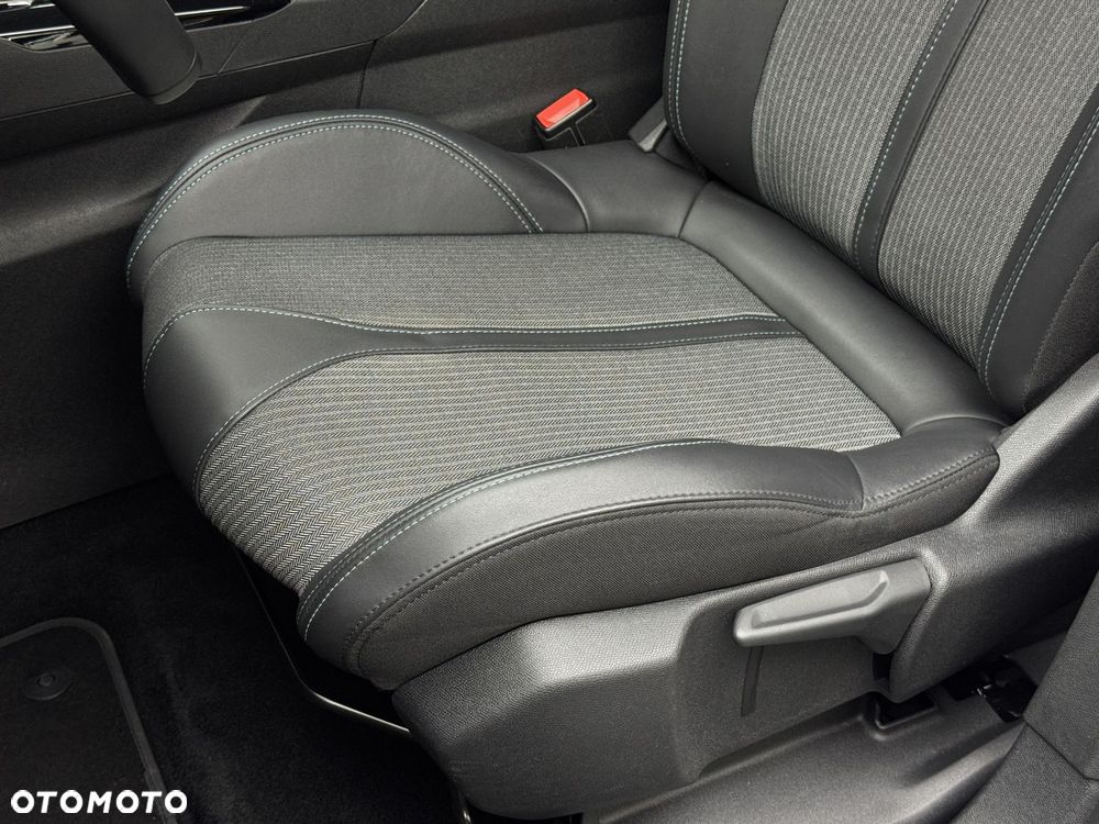 Peugeot 3008 1.6 PureTech Hybrid PHEV Allure S&S EAT8 - 13