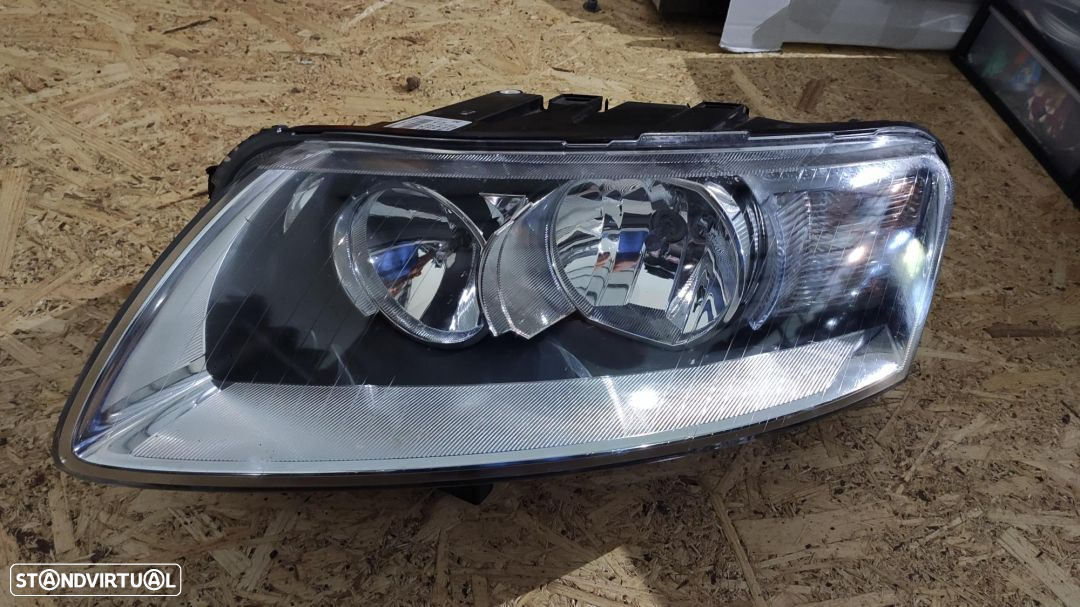 farol esquerdo Halógenio Audi A6 4F - 2