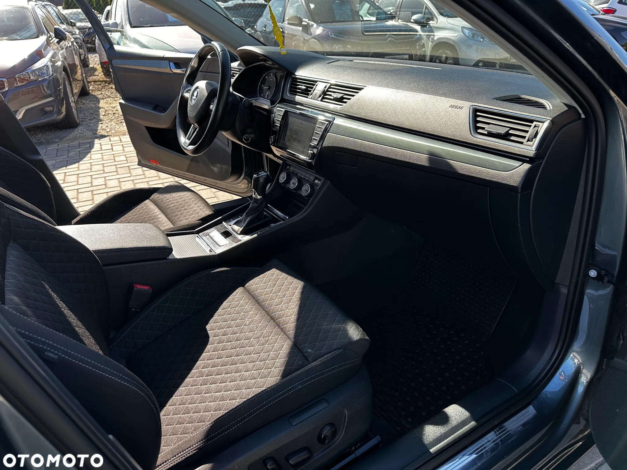 Skoda Superb - 23