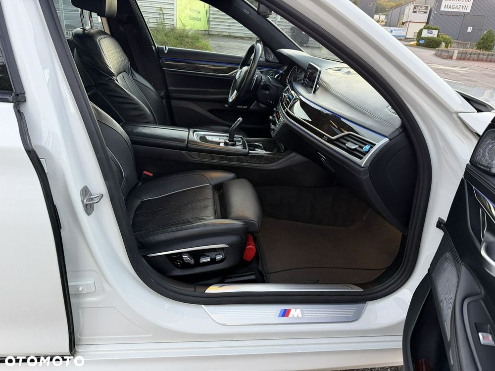 BMW Seria 7 750Li xDrive Edition Exclusive - 15