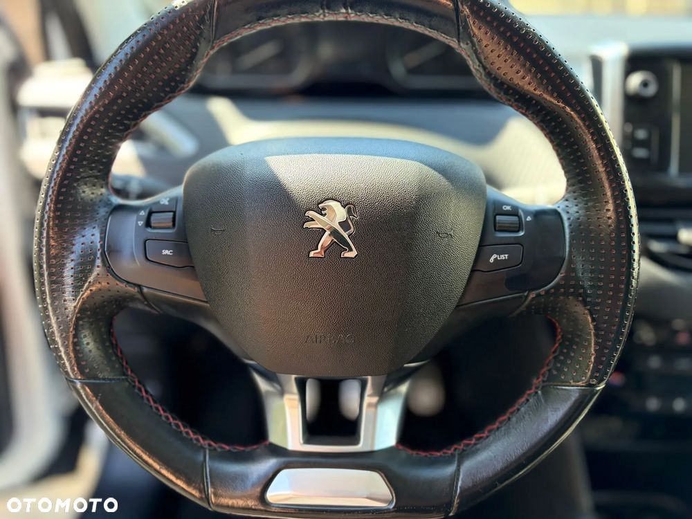 Peugeot 208 PureTech 110 Stop & Start Tech Edition - 28