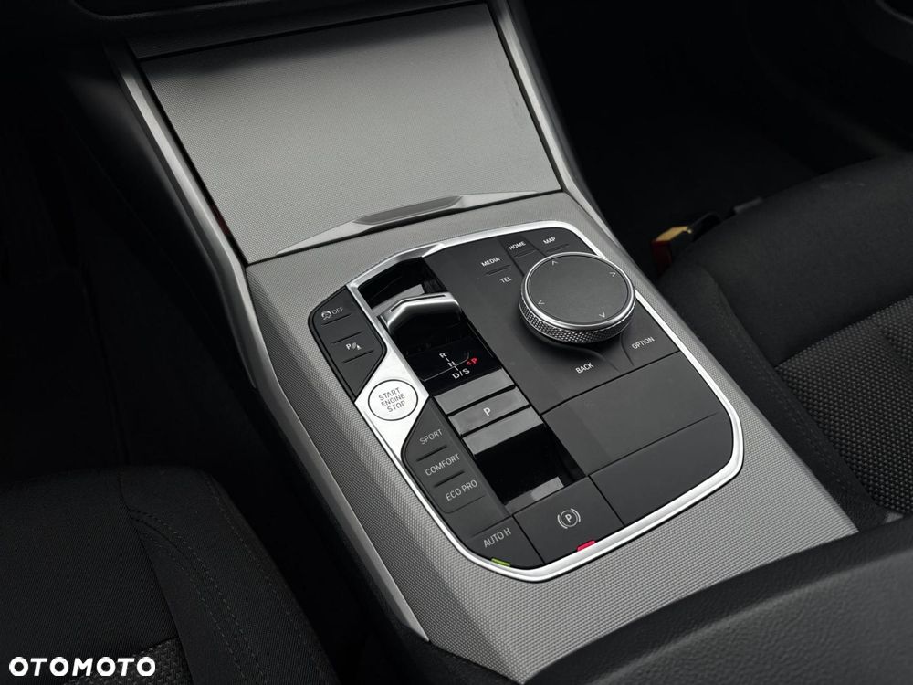 BMW Seria 3 - 17