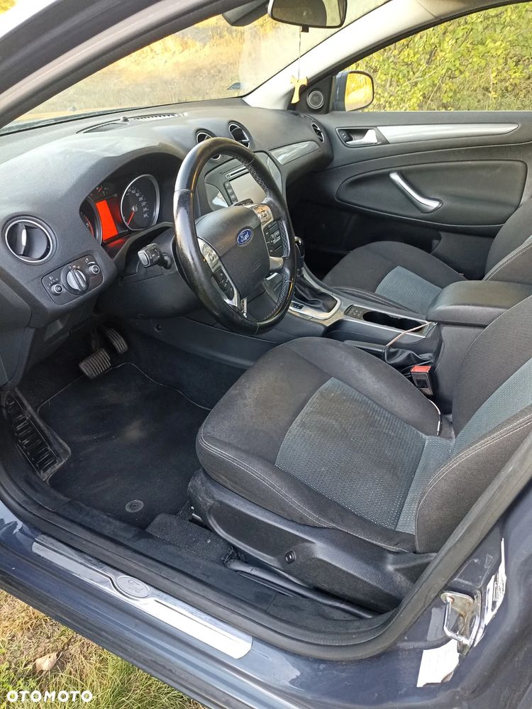 Ford Mondeo 2.0 TDCI Business Edition - 13