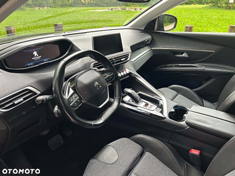 Peugeot 5008 1.6 THP Allure S&S EAT6 - 16