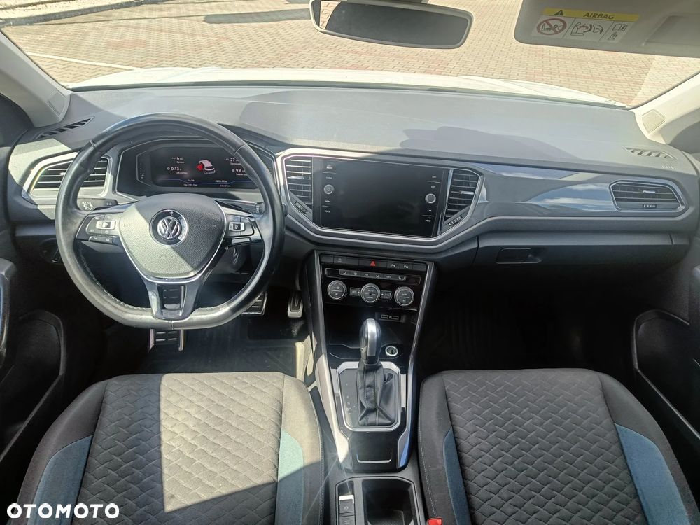 Volkswagen T-Roc - 13