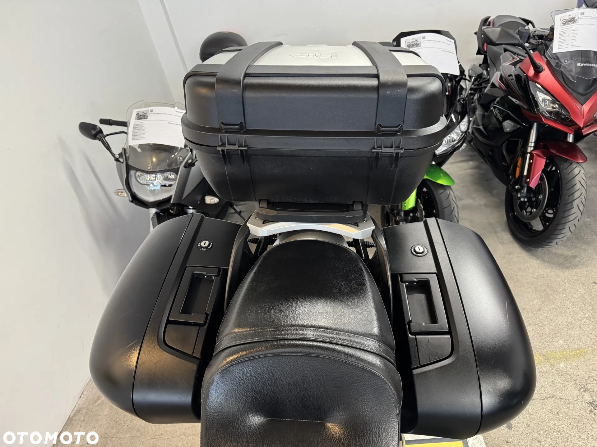 BMW R - 27