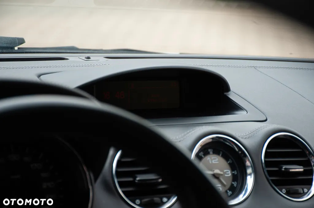 Peugeot RCZ 1.6 155 THP Onyx - 28