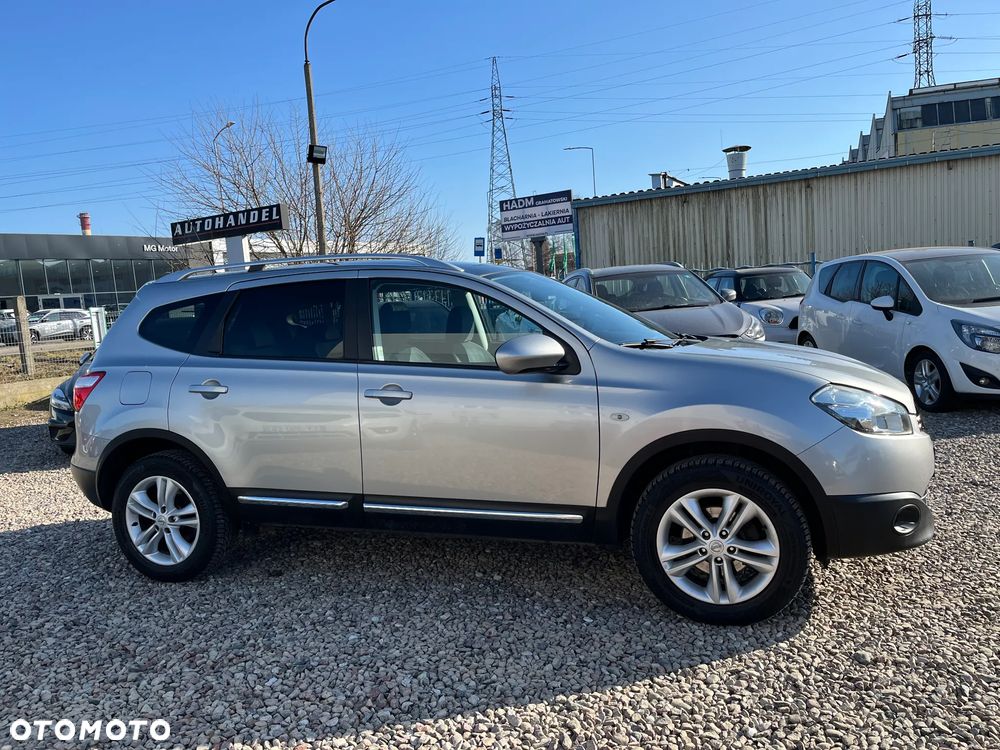 Nissan Qashqai+2 - 3