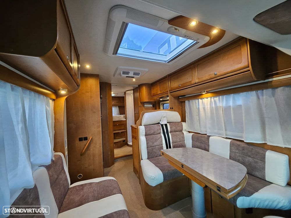 Rapido Le Randonneur 9097F CHASSI AL-KO Cama transversal + BASCULANTE - 19