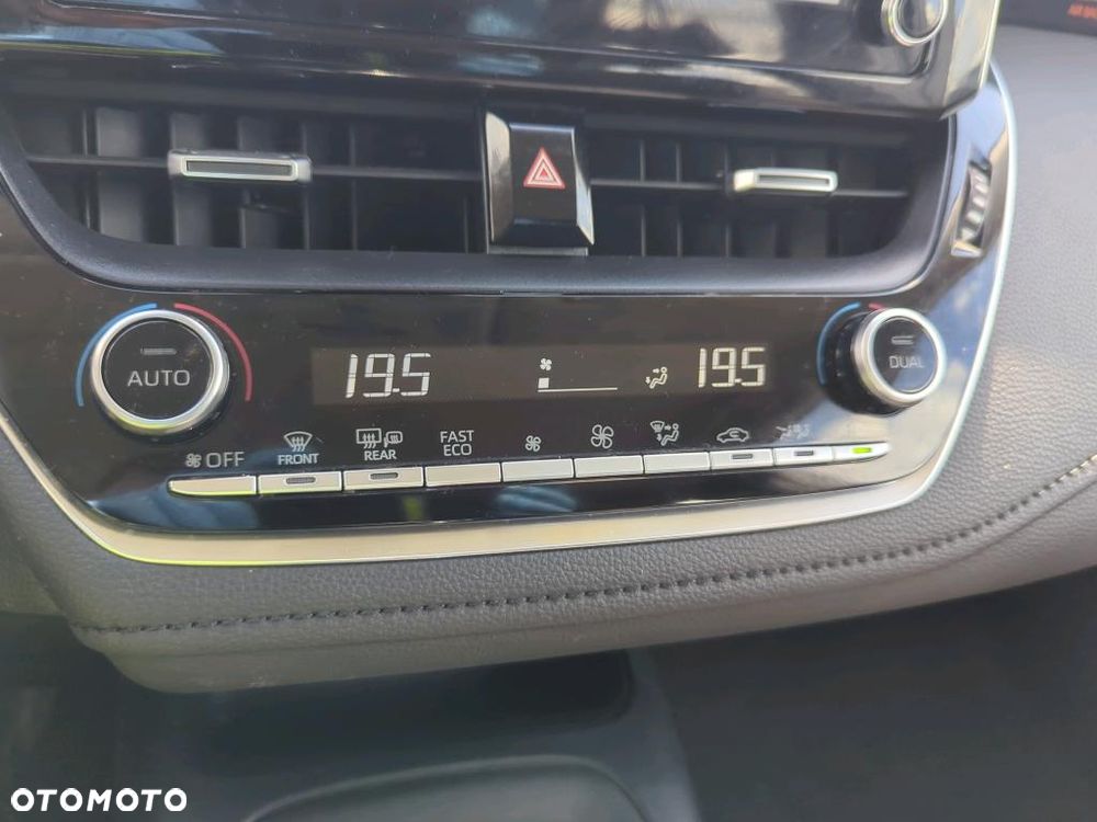 Toyota Corolla 1.5 Comfort - 9