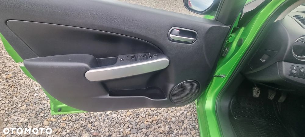 Mazda 2 - 18