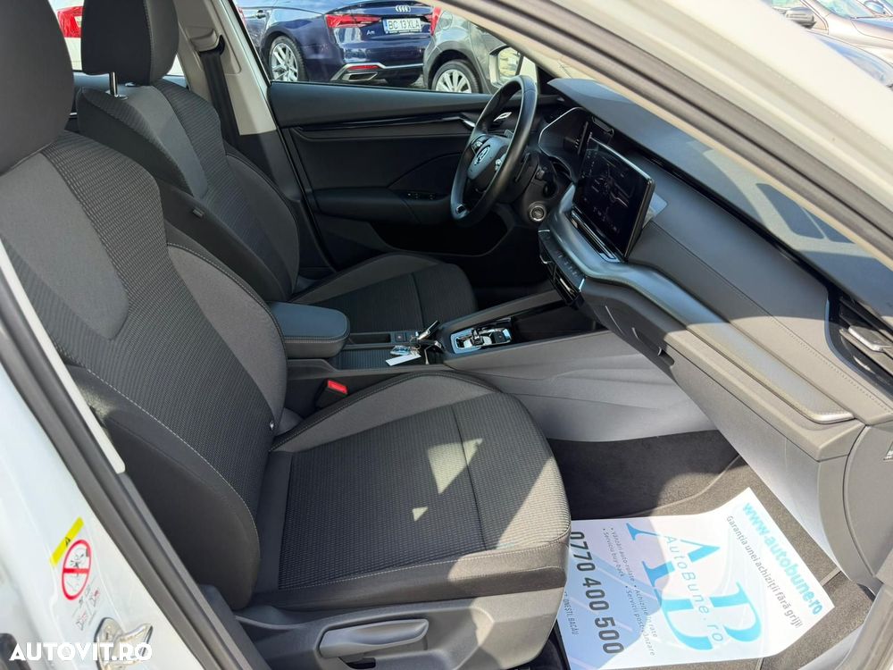 Skoda Octavia 2.0 TDI DSG Ambition - 23