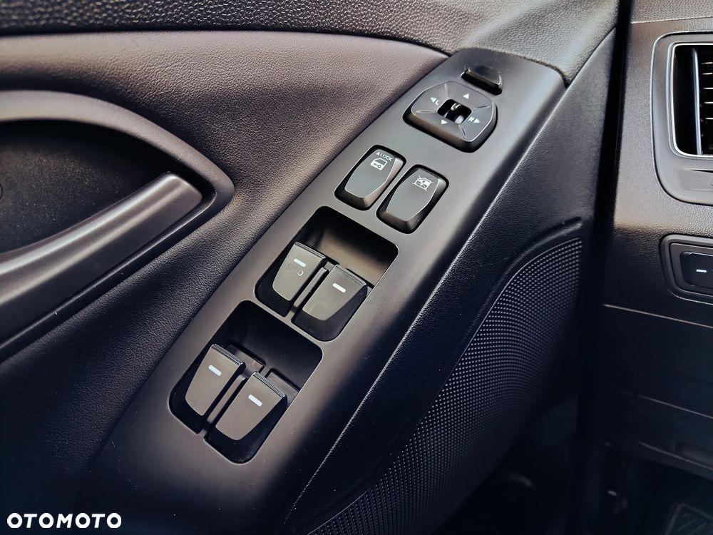 Hyundai ix35 1.7 CRDi Premium 2WD - 26