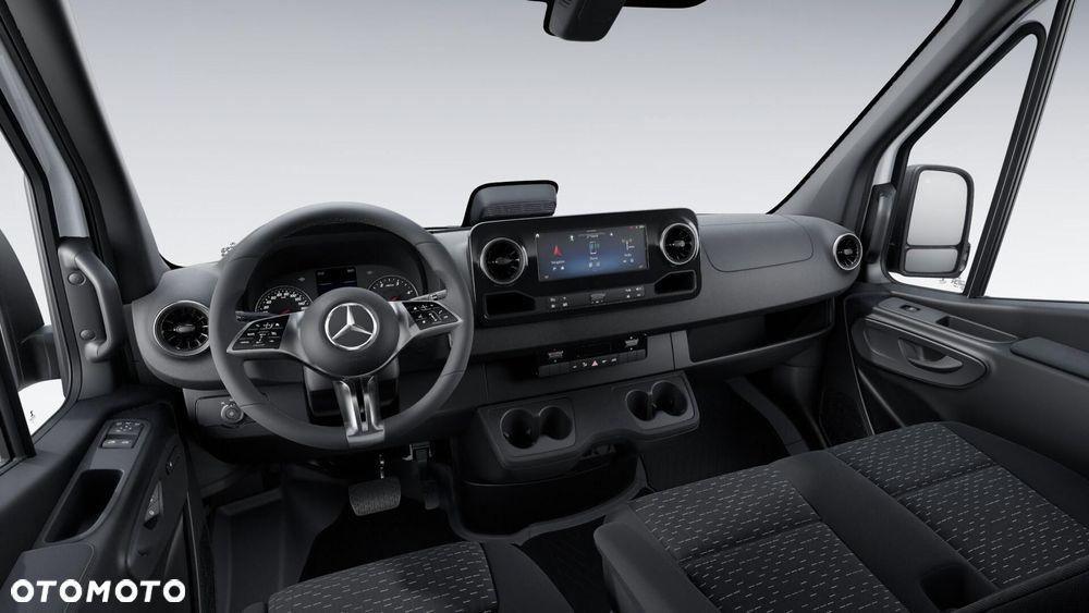 Mercedes-Benz Sprinter - 4