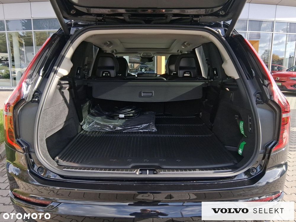Volvo XC 90 - 18